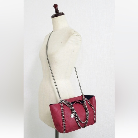 Stella McCartney Red Chain Tote Bag with Dust bag and small pouch - Picture 7 of 15